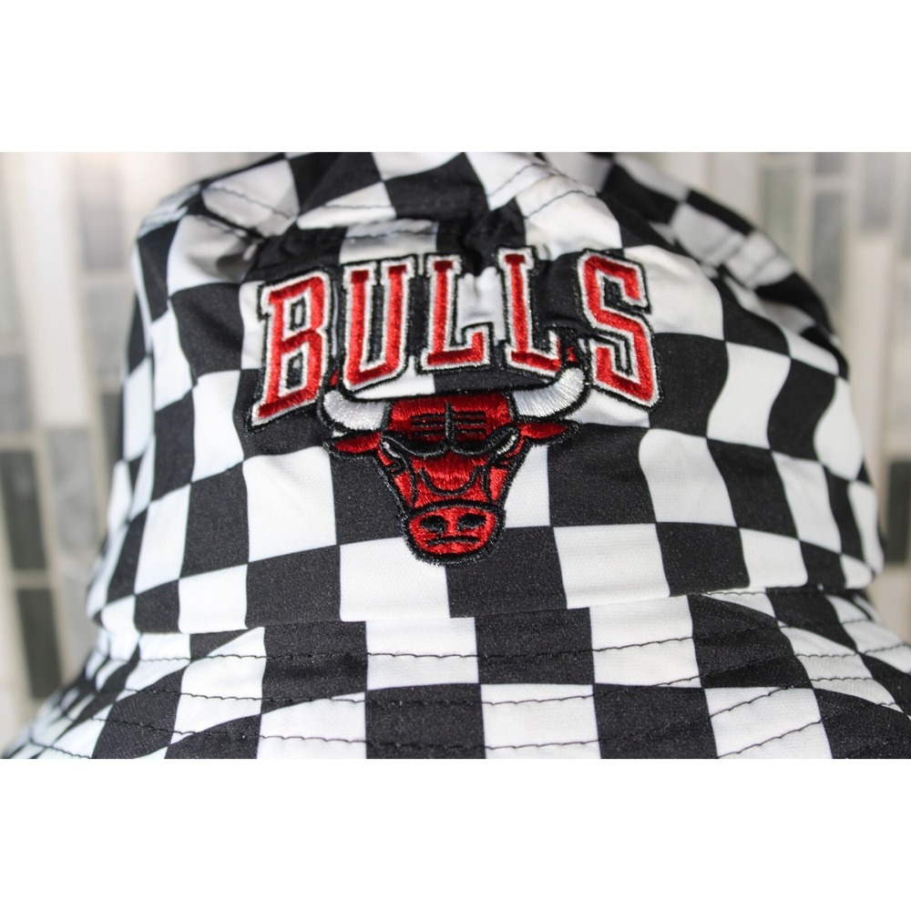 Ultra Game Chicago Bulls Checkered Bucket Hat New without Tags‎